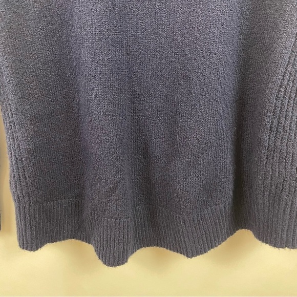 Gap Brushed Turtleneck Navy Wool Blend Relaxed Collar & Sleeves Large - Picture 10 of 14